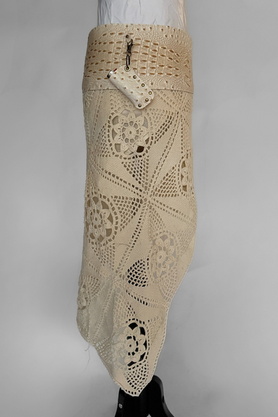 Load image into Gallery viewer, BELTED SKIRT — CREAM CROC / ANTIQUE CROCHET 03