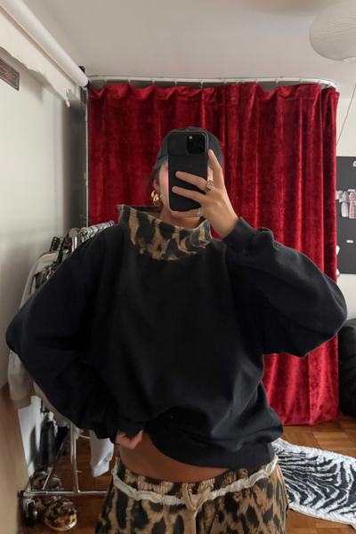 Load image into Gallery viewer, LEOPARD MOCKNECK #21