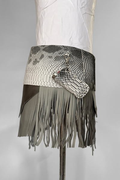 Load image into Gallery viewer, BELTED SKIRT — GRAY VIPER / FROSTBITE