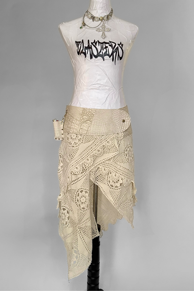 Load image into Gallery viewer, BELTED SKIRT — IVORY CROC / ANTIQUE CROCHET