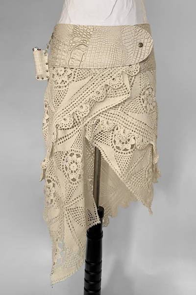 Load image into Gallery viewer, BELTED SKIRT — IVORY CROC / ANTIQUE CROCHET