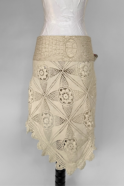 Load image into Gallery viewer, BELTED SKIRT — IVORY CROC / ANTIQUE CROCHET