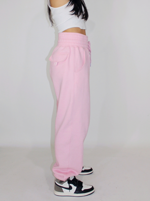 Sculpting Sweatpants in Pink