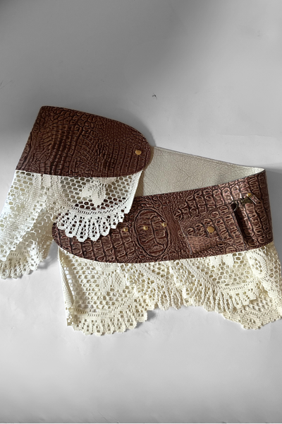 Load image into Gallery viewer, BELTED MINI — BRONZE CROC / LACE