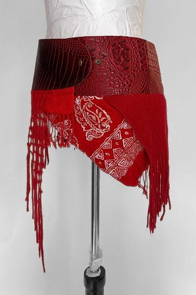 Load image into Gallery viewer, BELTED MINI — RUBY CROC / BELLINI