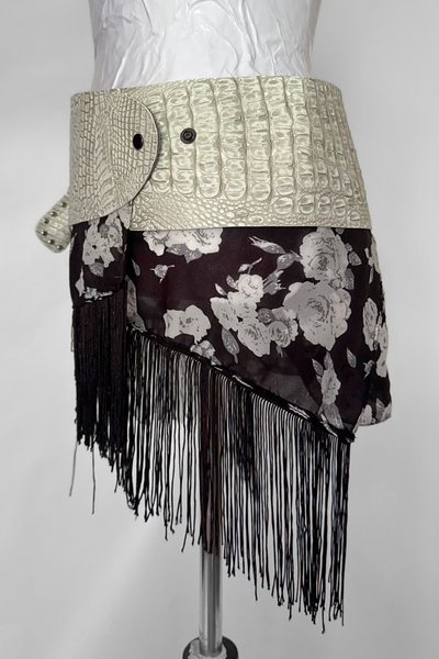 Load image into Gallery viewer, BELTED MINI — WHITE CROC / FLORAL FRINGE