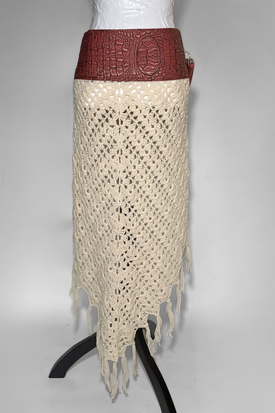 Load image into Gallery viewer, BELTED SKIRT — RED CROC / KNIT FRINGE
