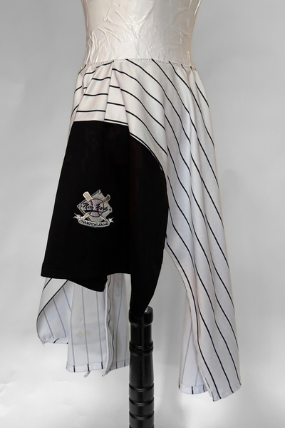 Load image into Gallery viewer, T-SHIRT SKIRT — NEW YORK (L-2X)
