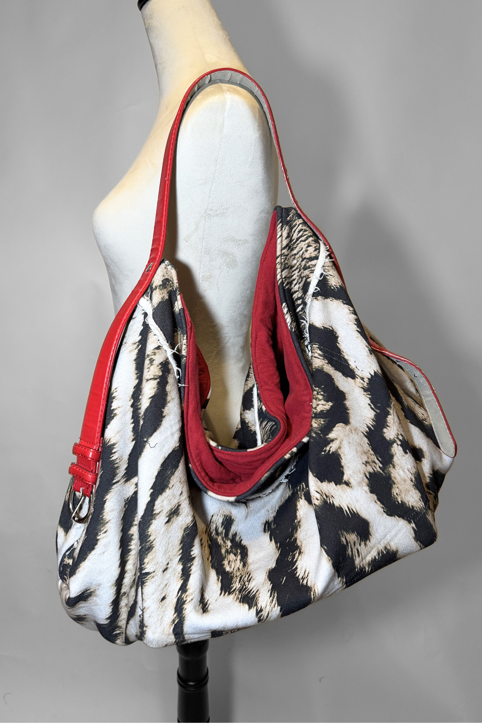 THE BELTED SLING- RED LEOPARD