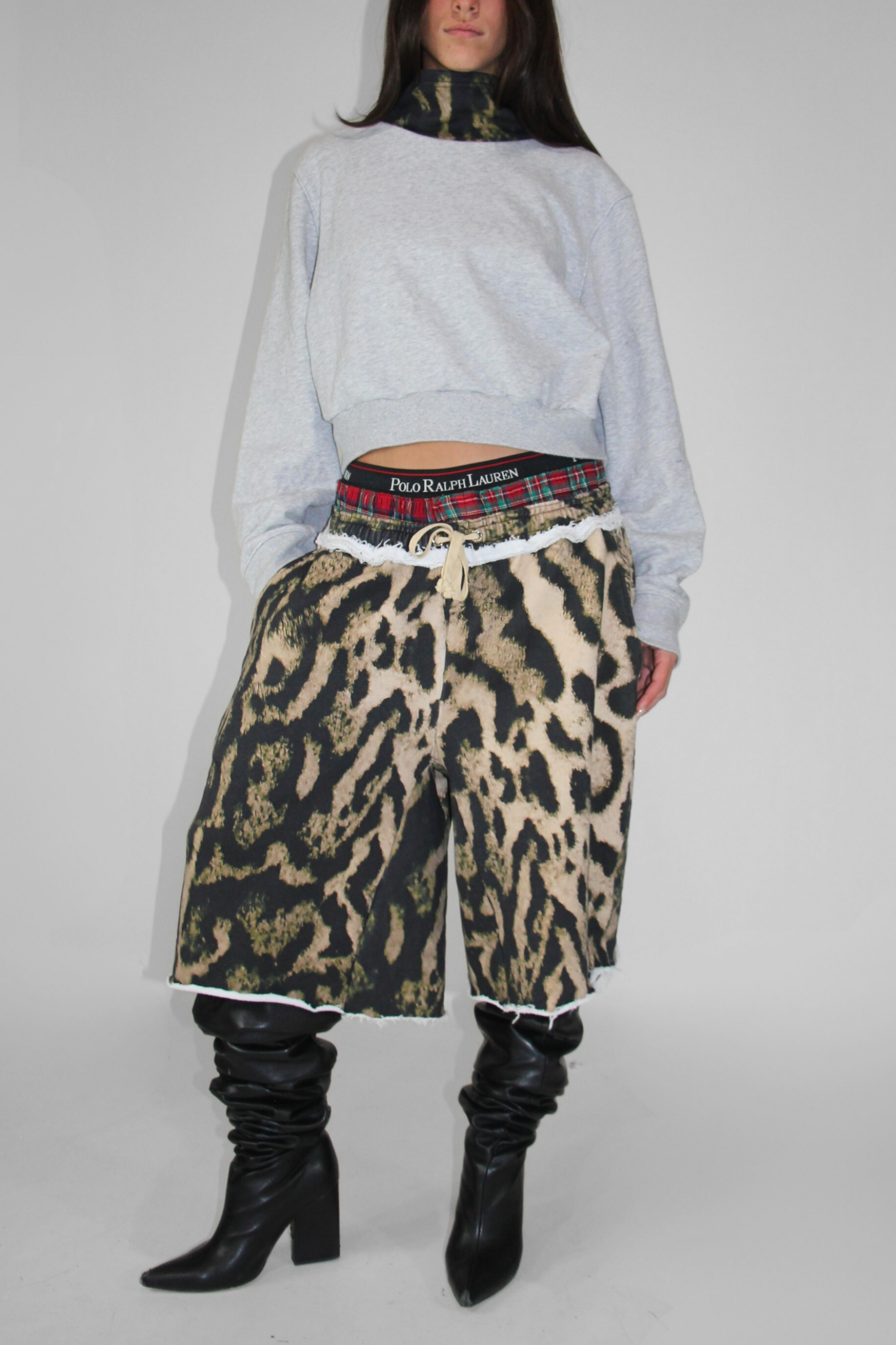 THE LEOPARD UNDERWEAR SHORTS 02