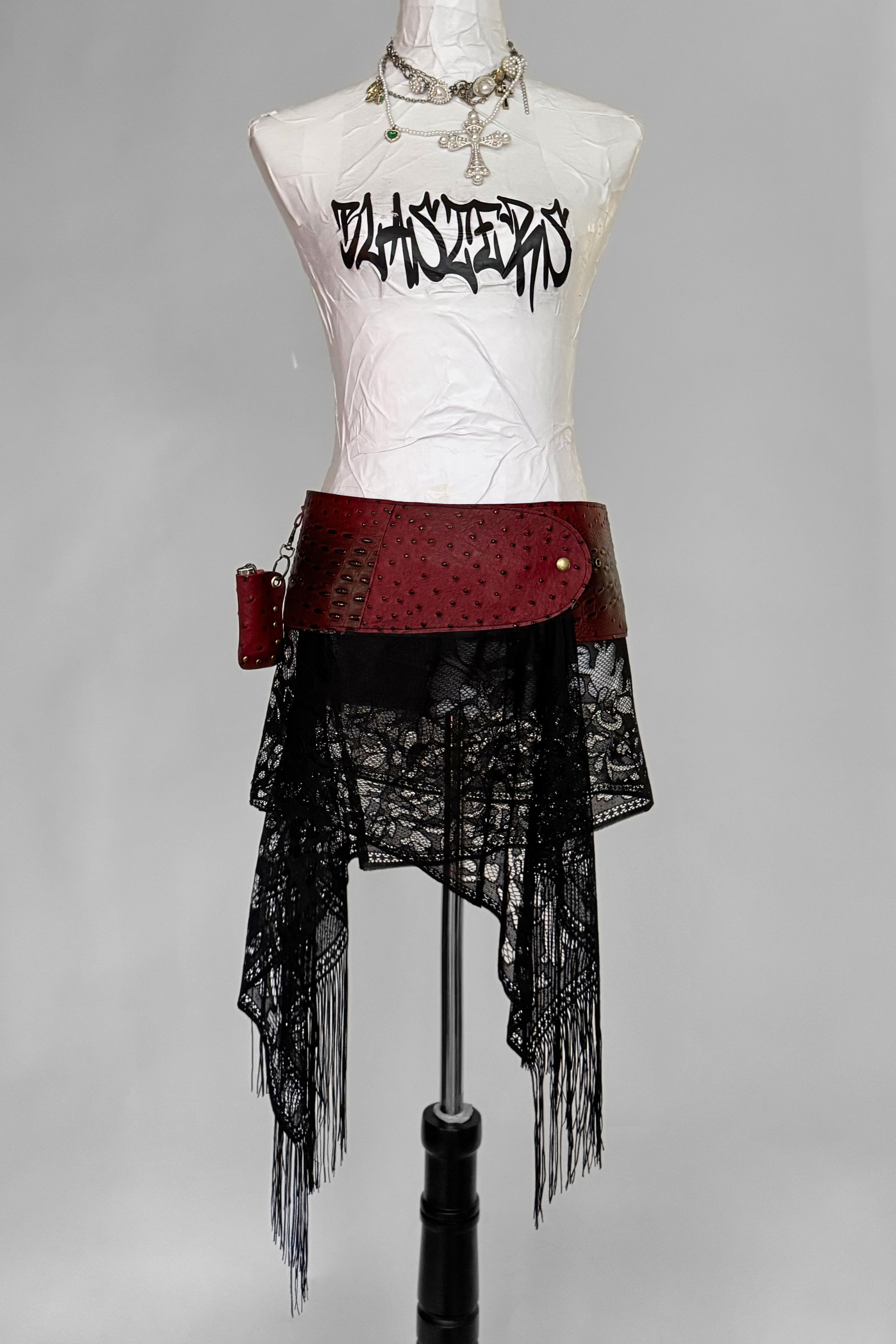BELTED MINI — RED CROC / BLACK LACE