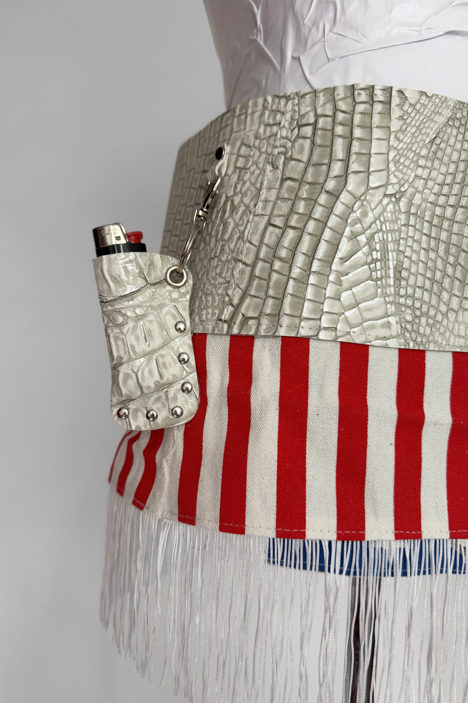BELTED MINI — WHITE CROC / LIBERTY