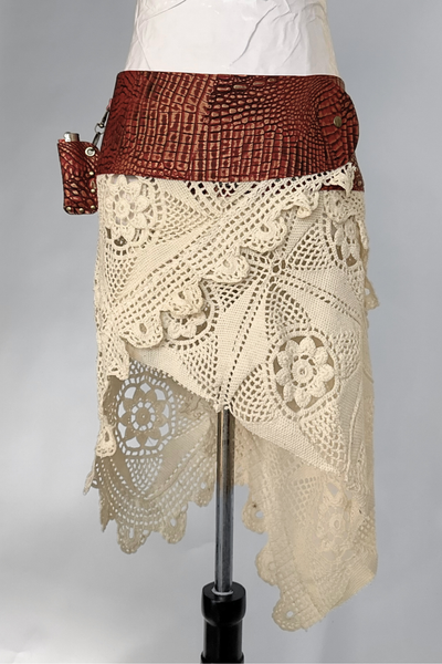 Load image into Gallery viewer, BELTED SKIRT — RED CROC / ANTIQUE CROCHET

