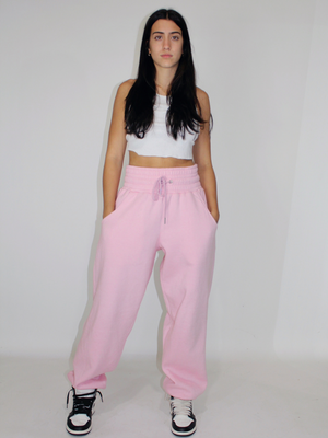 Sculpting Sweatpants in Pink