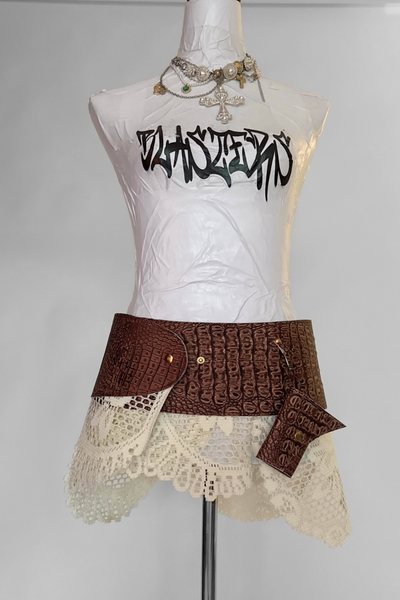 Load image into Gallery viewer, BELTED MINI — BRONZE CROC / LACE
