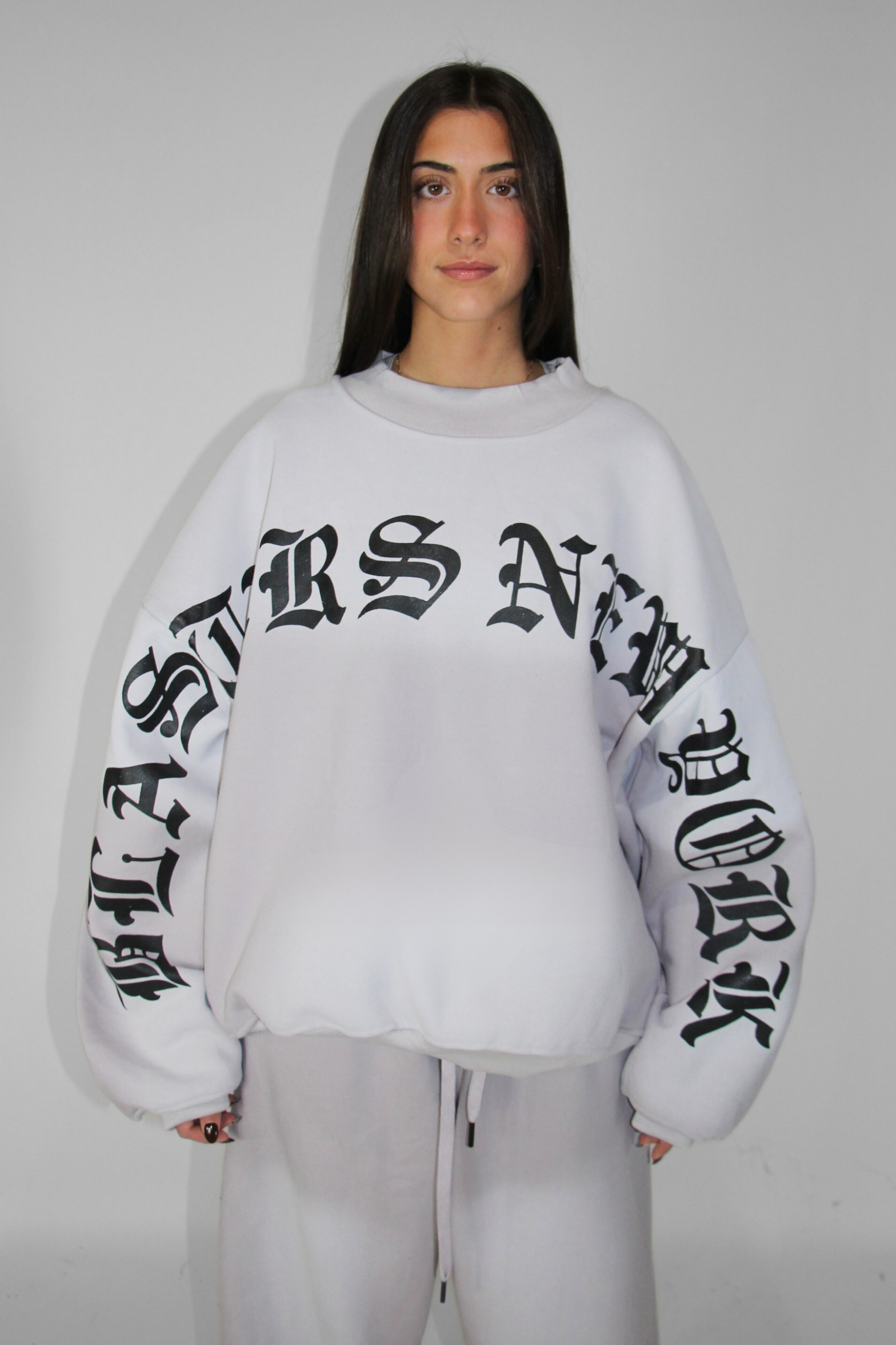 Blasters New York Crewneck in Dove