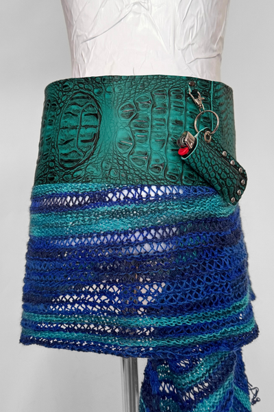 Load image into Gallery viewer, BELTED MINI — TEAL CROC / RIPTIDE
