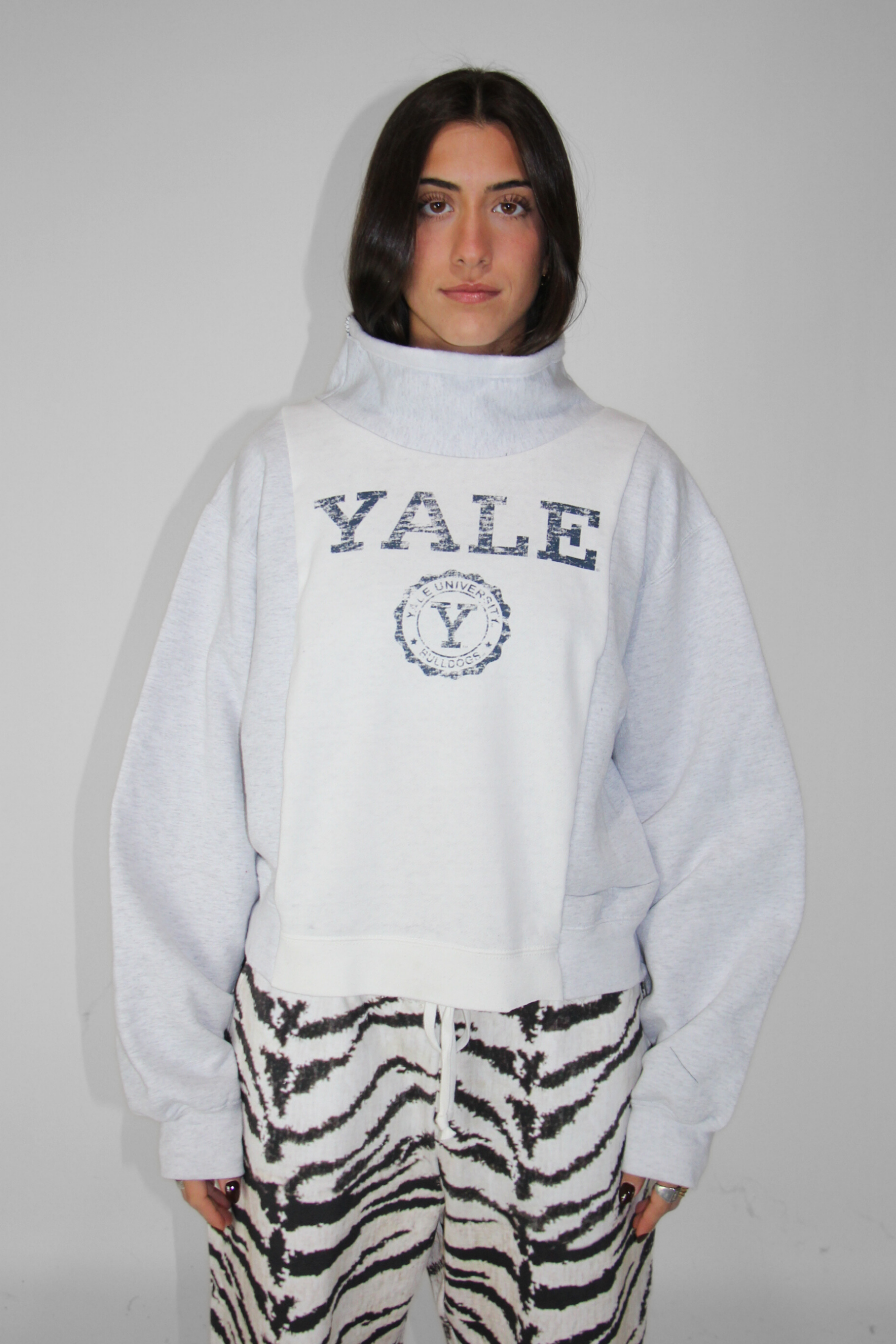 YALE MOCKNECK