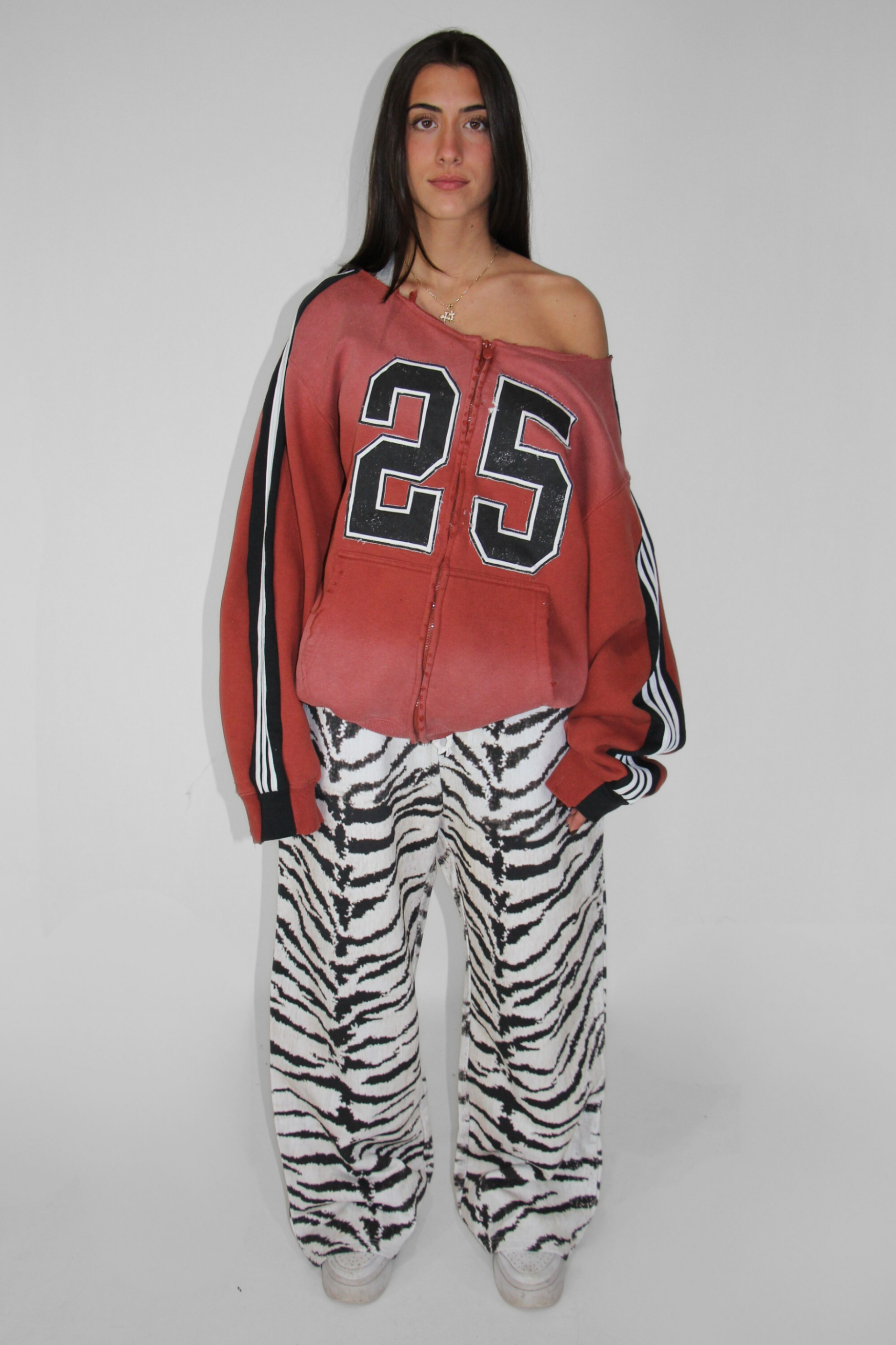 ZIP UP #25