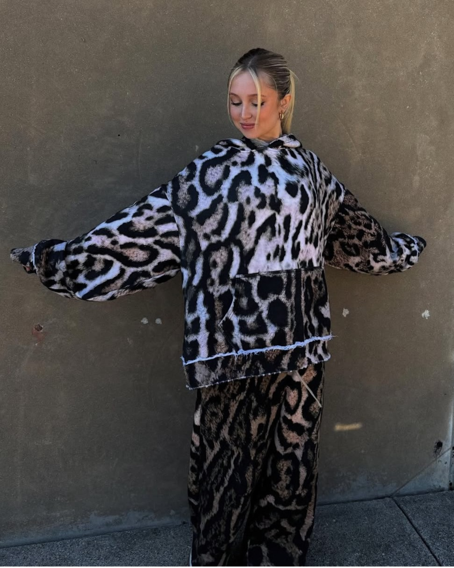 The Leopard Hoodie French Terry – Blasters Club