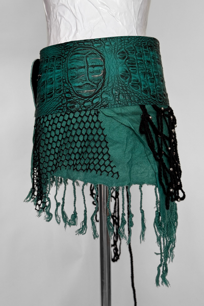 Load image into Gallery viewer, BELTED MINI — TEAL CROC / ABYSS
