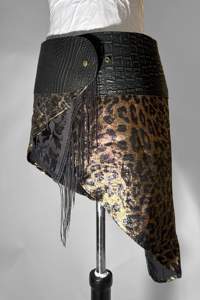 Load image into Gallery viewer, BELTED SKIRT — BLACK CROC / AFTER DARK
