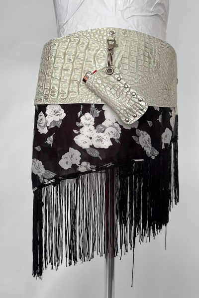 Load image into Gallery viewer, BELTED MINI — WHITE CROC / FLORAL FRINGE
