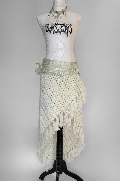 Load image into Gallery viewer, BELTED SKIRT — PEARL CROC / KNIT FRINGE
