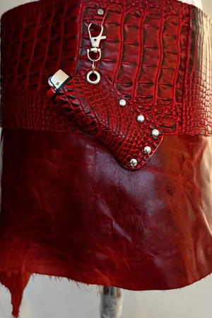 BELTED SKIRT — RUBY CROC / DISTRESSED LEATHER