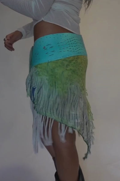 Load and play video in Gallery viewer, BELTED SKIRT — ICEY CROC / LAGOON
