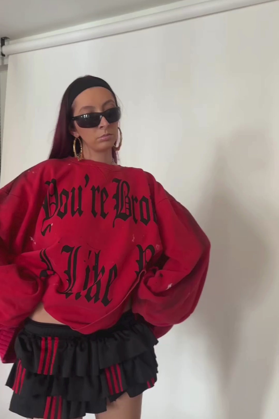 03: BROKEN CREWNECK RED
